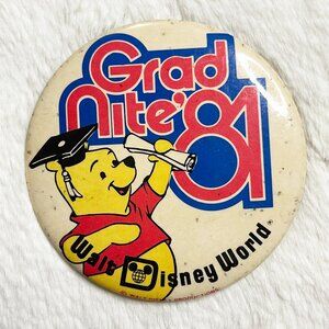 🔮 5/$25 Vintage Disney Winnie The‎ Pooh Grad Nite 81 Pin
